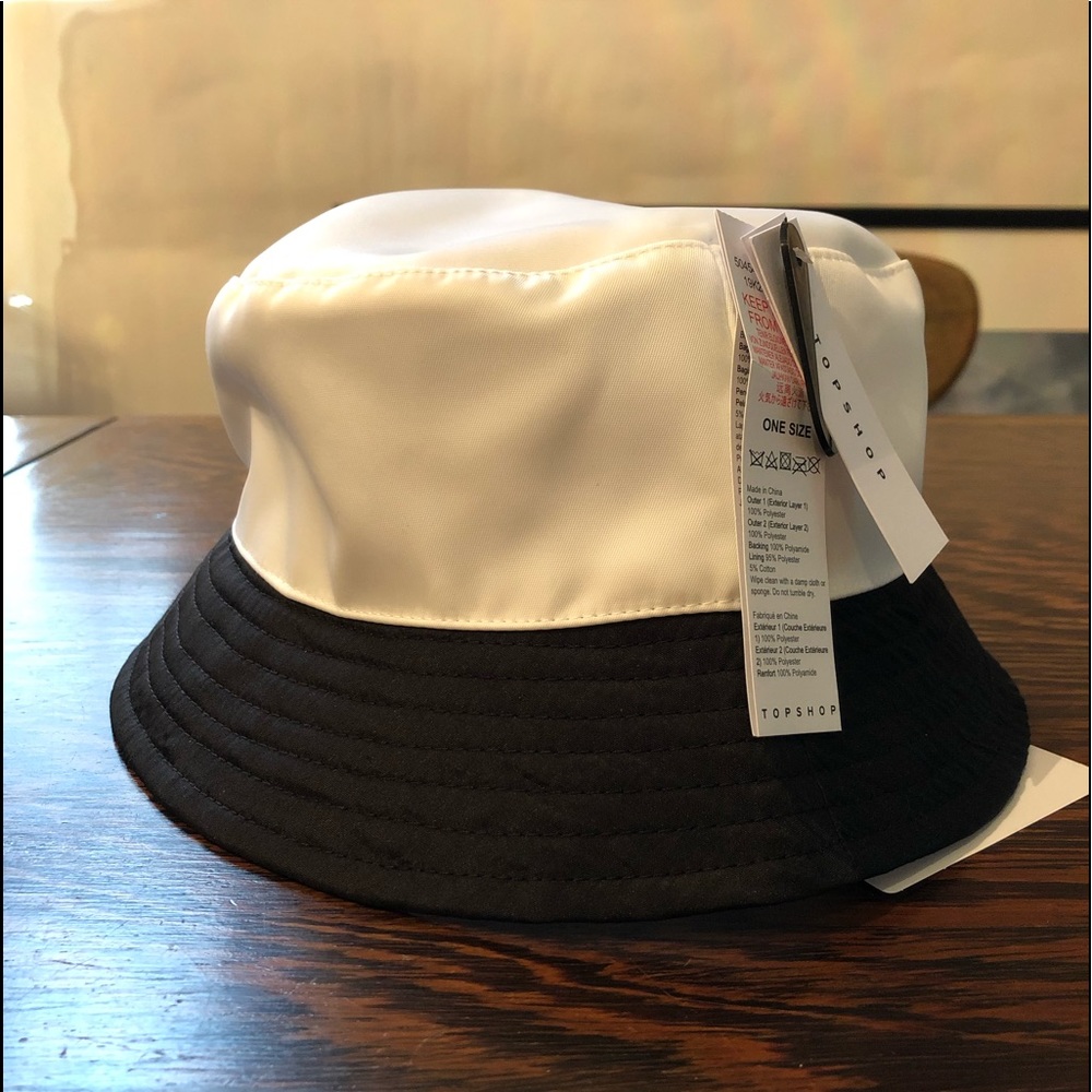 Bucket hat